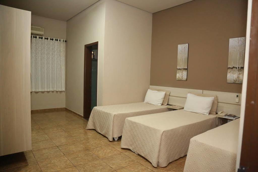 Hotel Mirage Vilhena Buitenkant foto